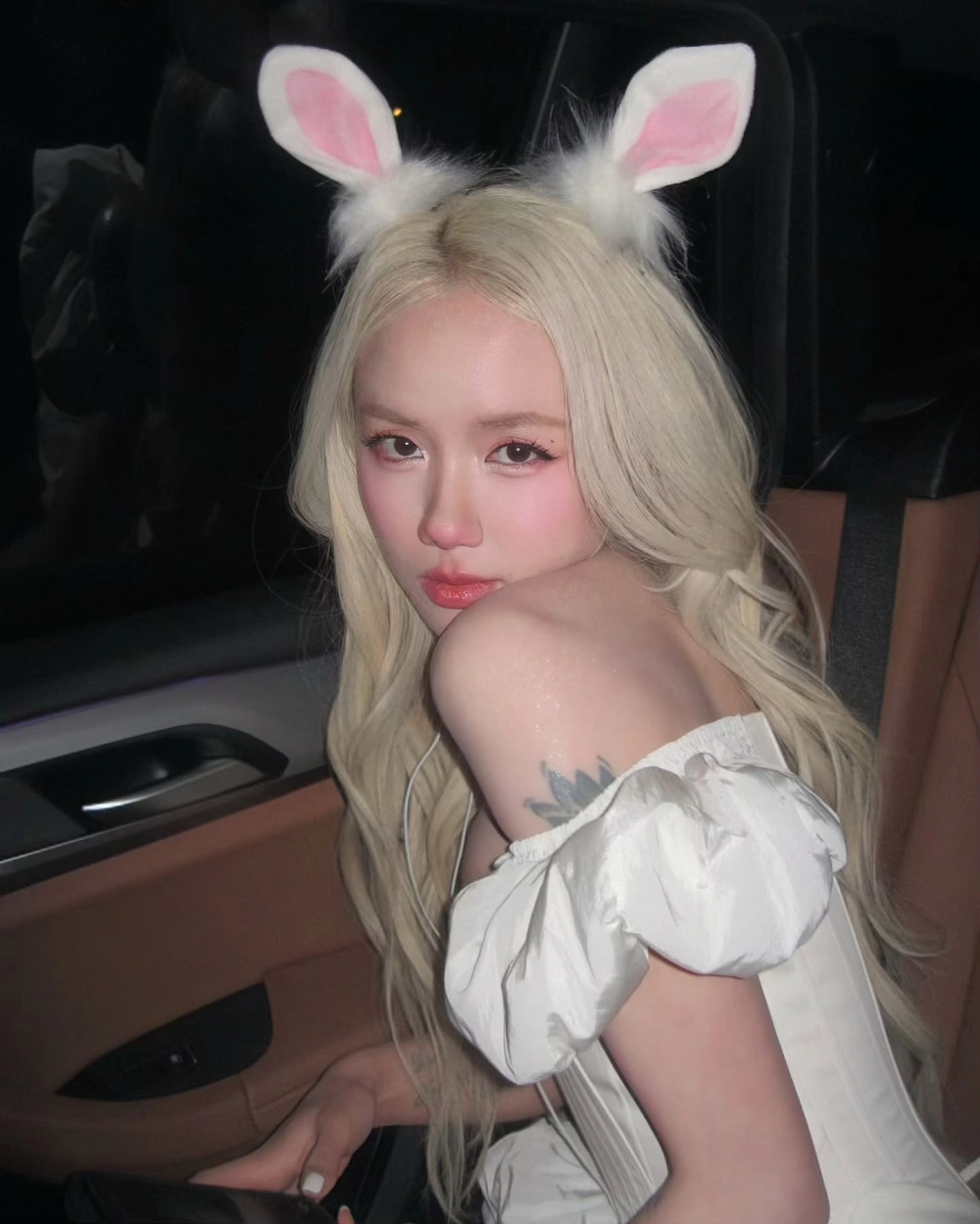 Hình đại diện con gái tươi sáng và dễ thương mọi lúc