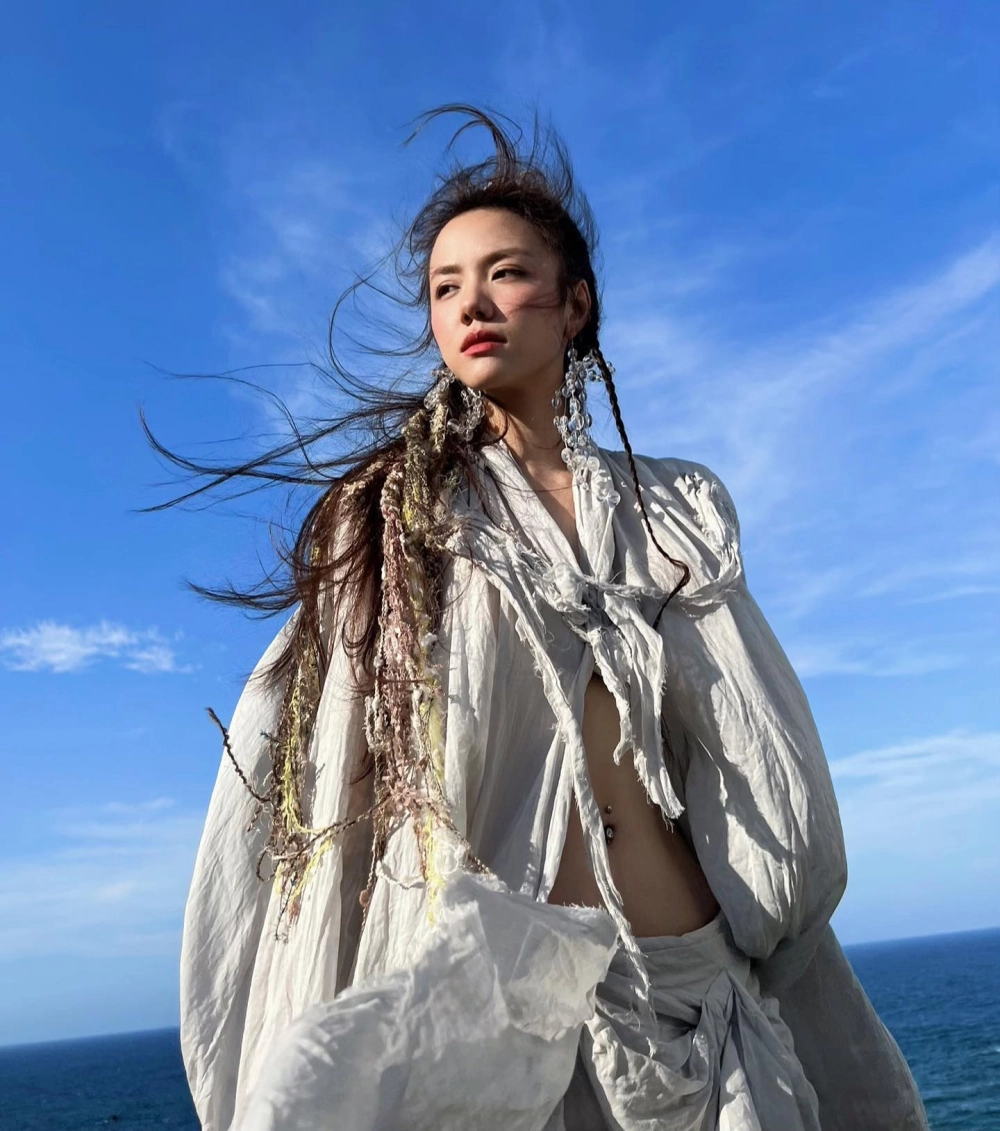 Karaoke Phương Ly biệt và những ca khúc phù hợp cho mọi tâm trạng