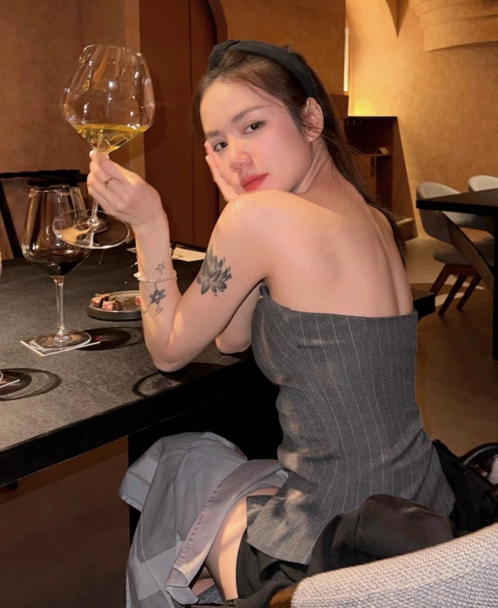 Phương Ly cover làm mới những bản hit theo phong cách riêng