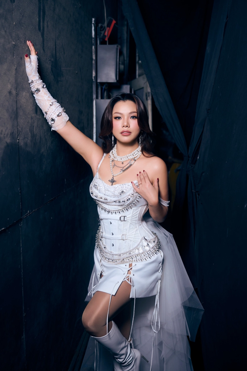 Nghe Phương Vy Yêu em dài lâu và chìm đắm trong những giai điệu lãng mạn