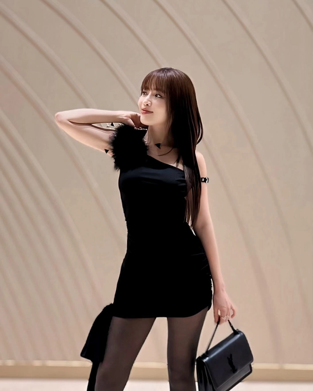 Puka height cô sở hữu chiều cao 1m62