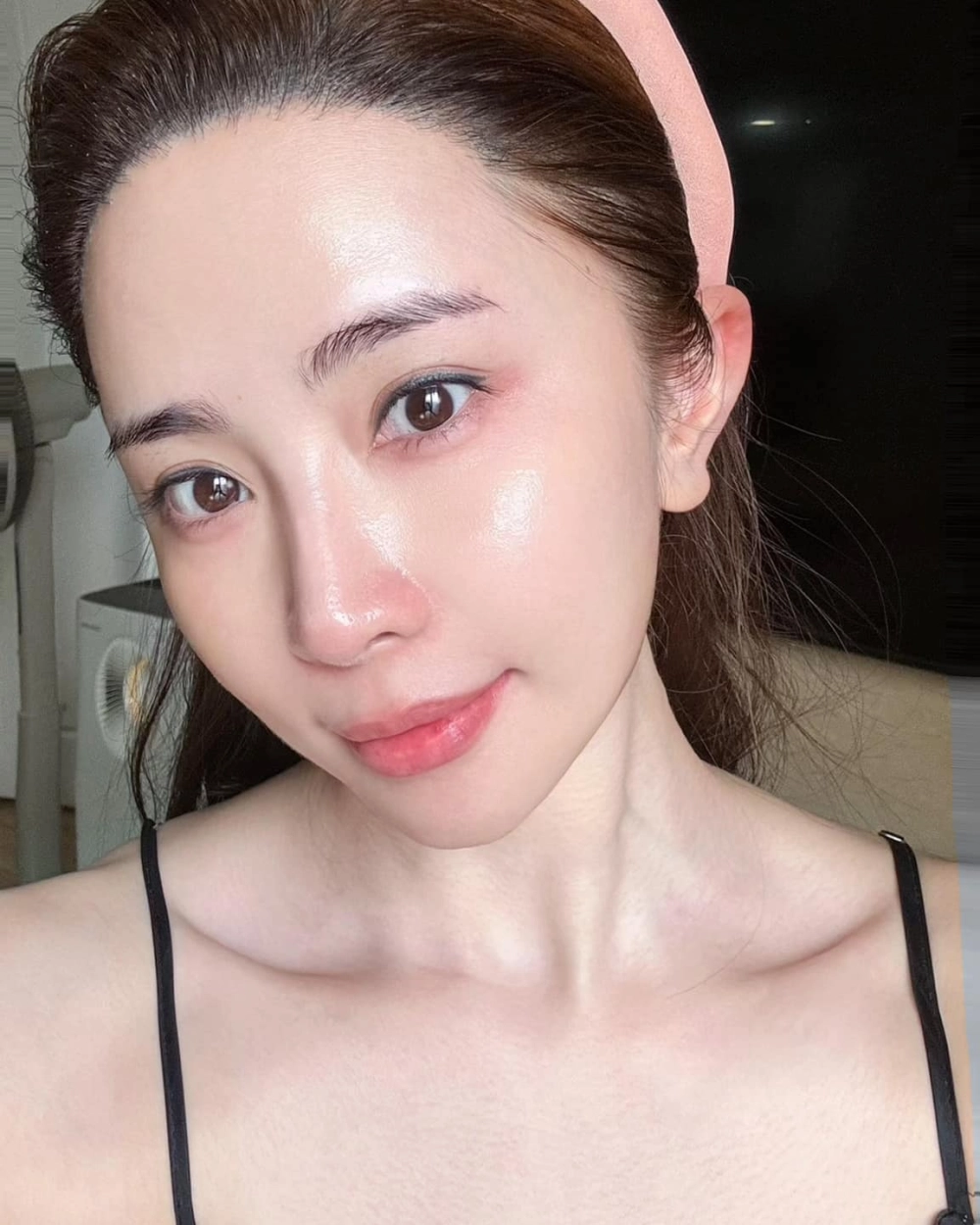 Gái xinh Việt Nam cute tràn đầy sức sống và năng lượng đáng yêu