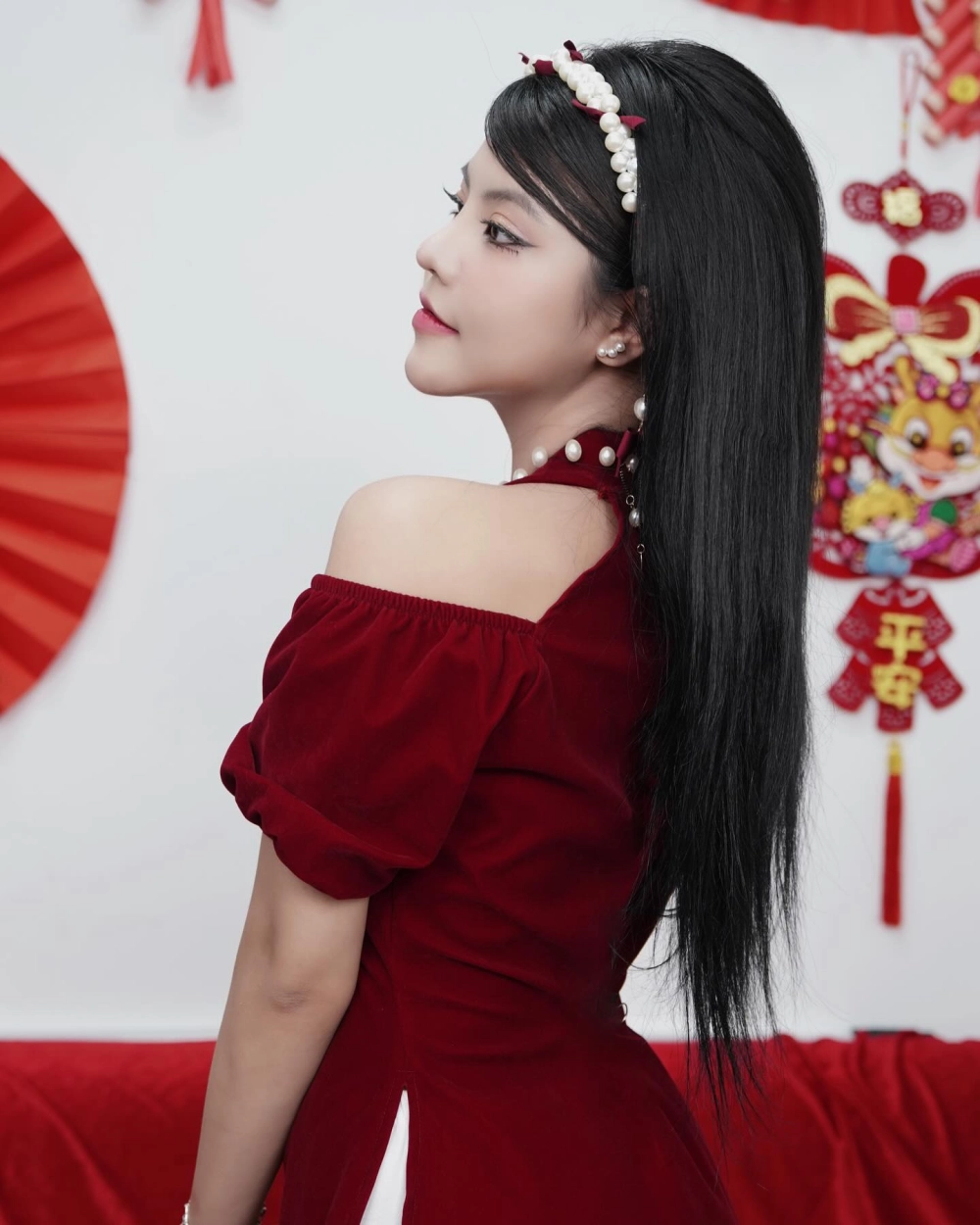 Tiktok Reency Ngô và những video diễn xuất đầy duyên dáng