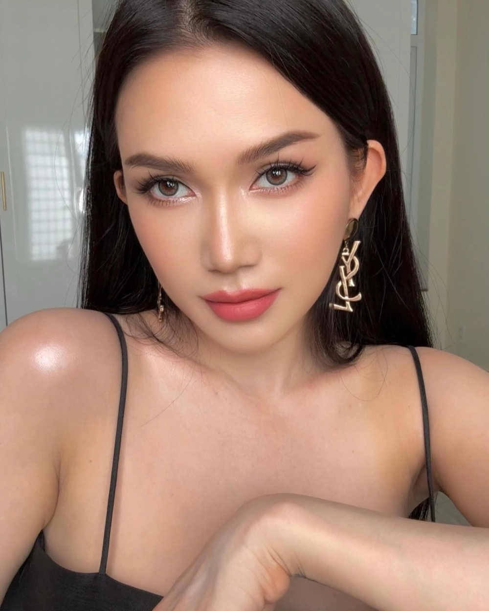 Sĩ Thanh bao nhiêu tuổi và nhan sắc trẻ trung, quyến rũ