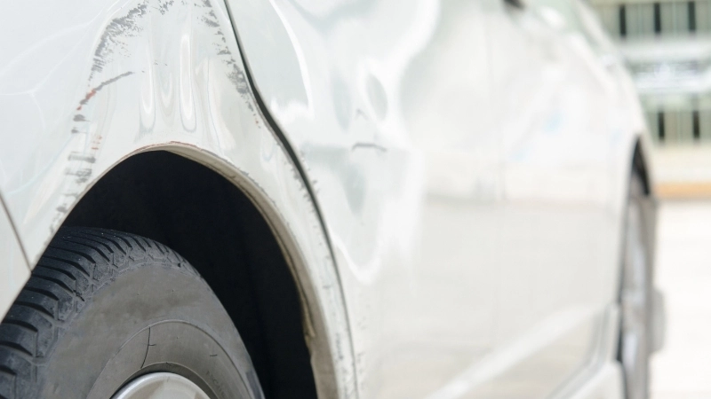 Cách khắc phục khi sơn ô tô bị trầy xước