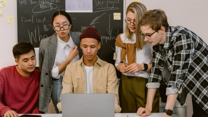  Sử dụng ứng dụng khởi nghiệp để quản lý dự án và đội nhóm