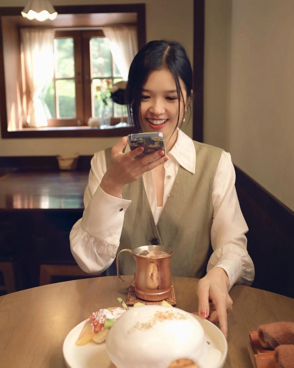 Suni Hạ Linh Đạp gió và hành trình đầy ấn tượng tại thị trường Trung Quốc