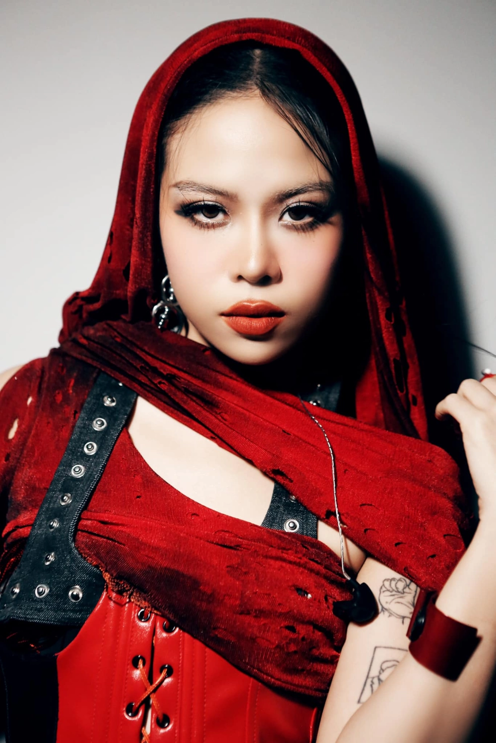 Người yêu tlinh và chuyện tình đẹp bên nam rapper Wxrdie