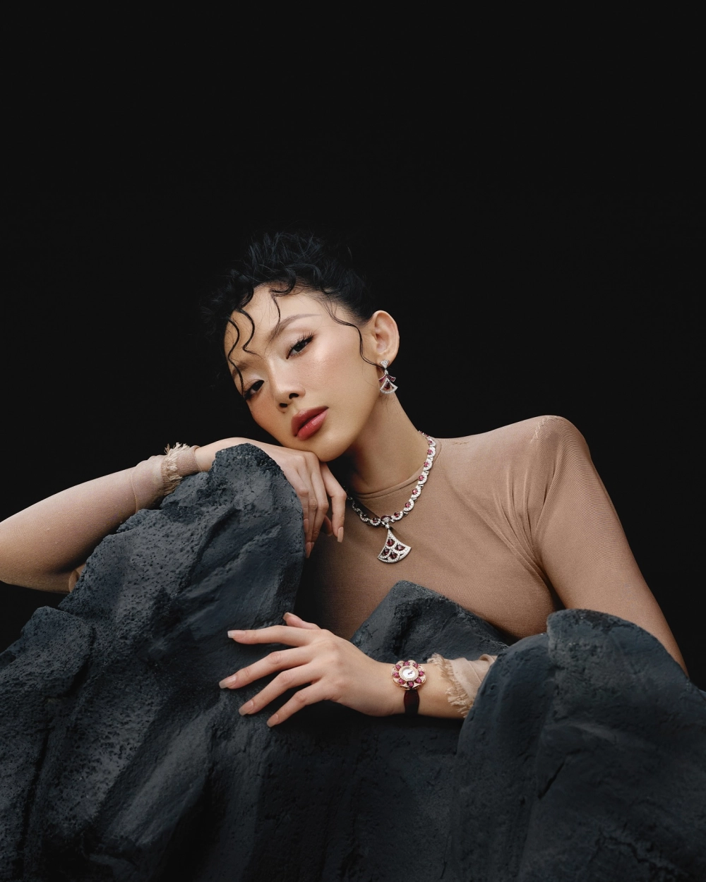 Tóc Tiên official các kênh mạng xã hội chính thức của nữ ca sĩ