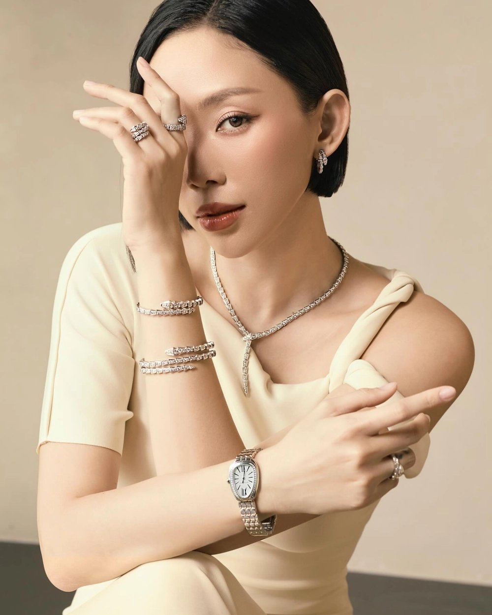 Tóc Tiên chiều cao 1m68 và thân hình quyến rũ, nóng bỏng