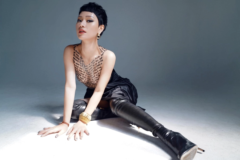 Cần lắm Trà My Idol bản hit nhạc dance đình đám một thời