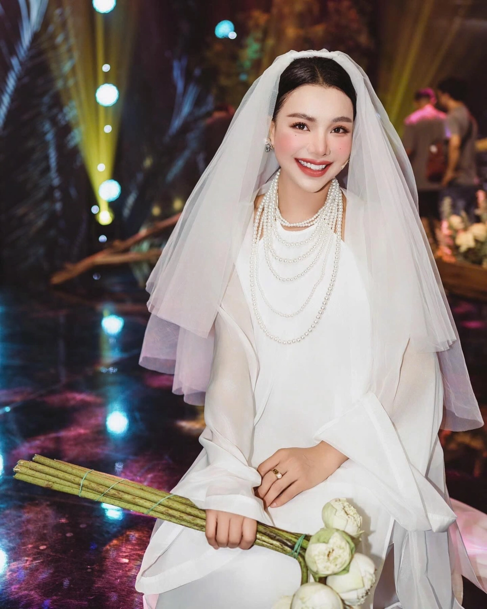 Trà Ngọc Hằng có con với ai và danh tính cha của con gái cô