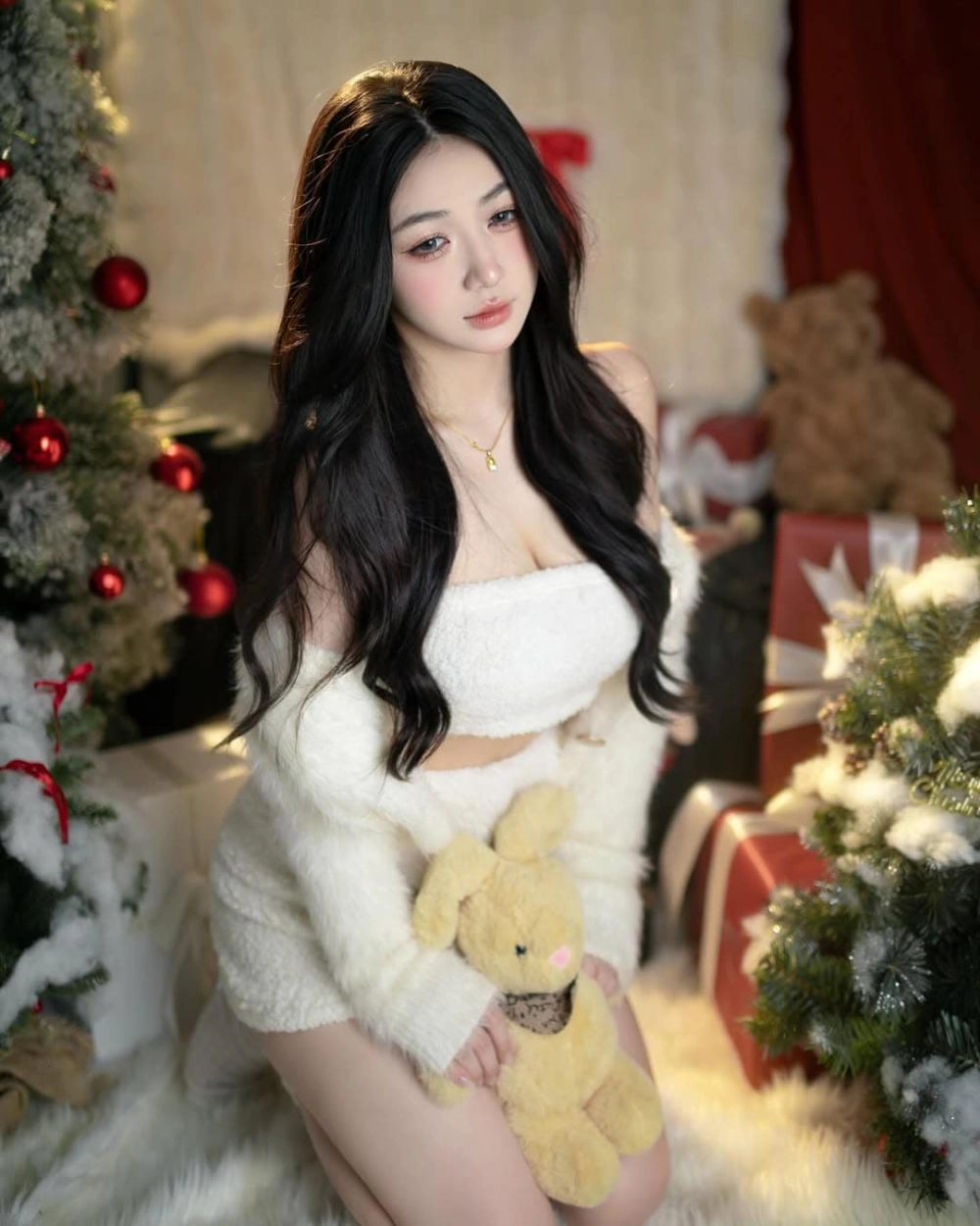 Trần Hà Linh phim mới và những thông tin về các dự án của cô