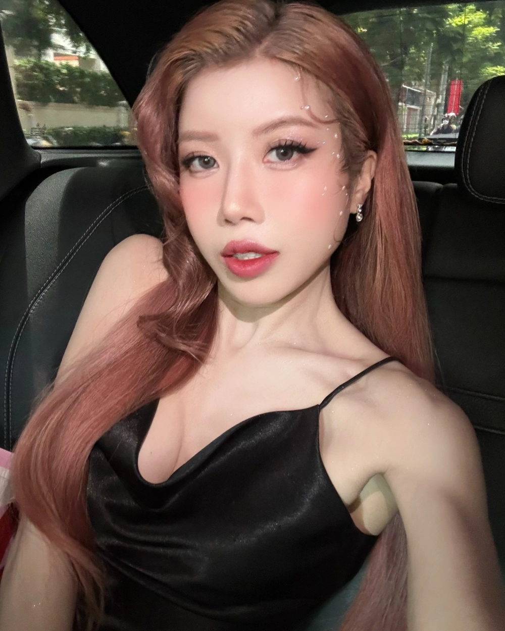 Ca sĩ Trang Pháp với tư duy âm nhạc hiện đại và phong cách trình diễn lôi cuốn