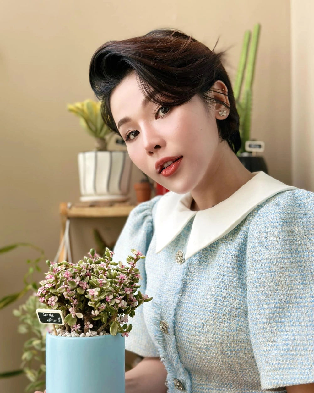 Trương Thảo Nhi là ai cô là ca sĩ, nhạc sĩ trưởng thành từ Giọng hát Việt