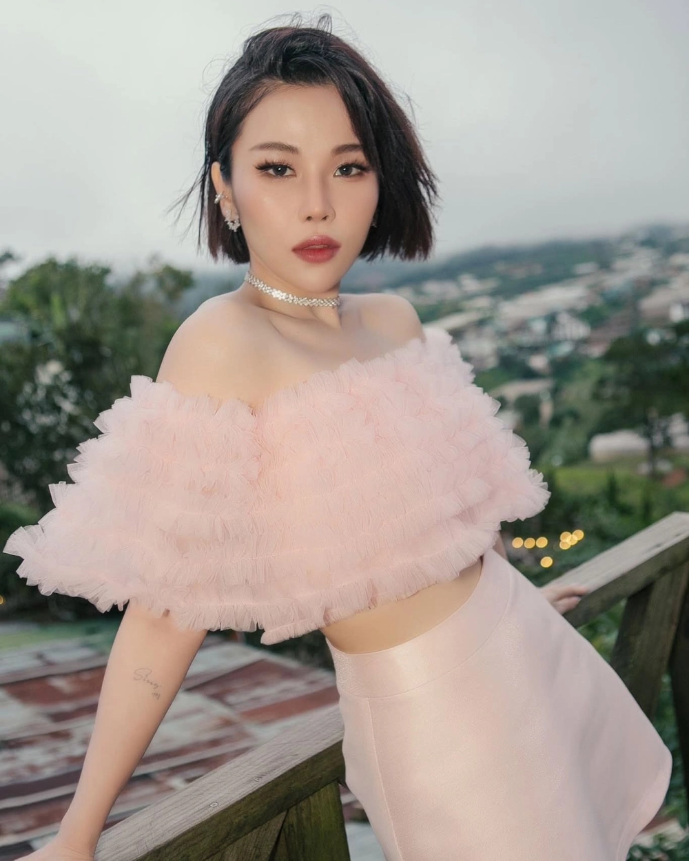 Chấp niệm Trương Thảo Nhi và những sáng tác ballad buồn, sâu lắng