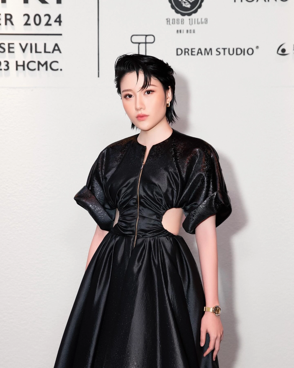 Uyển Ân Mai và vai diễn cô con gái Bình Minh trong phim