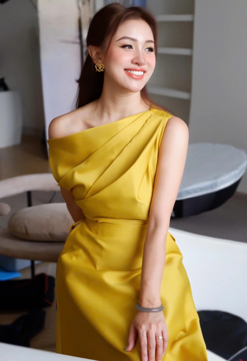 Vân Hugo bị ung thư và những tin đồn về bệnh tình của cô