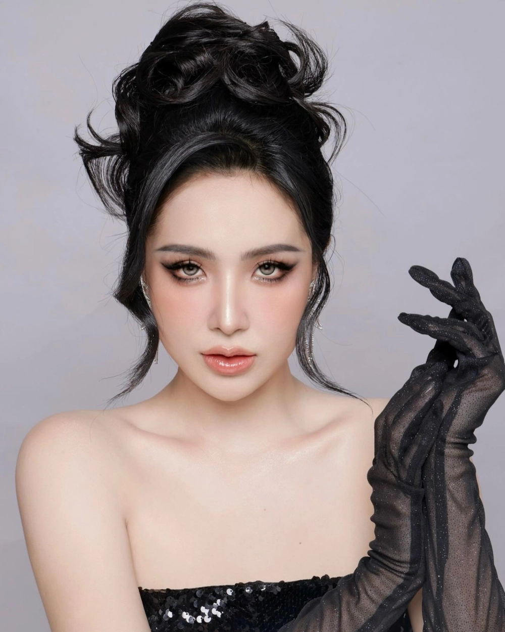 Viên Vibi bao nhiêu tuổi và nhan sắc quyến rũ, trưởng thành