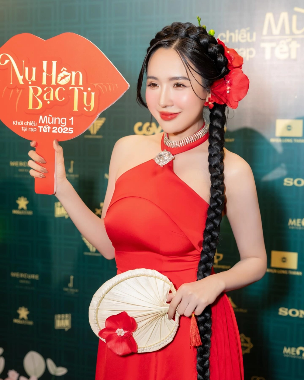 Quá khứ Viên Vibi và sự thay đổi ngoạn mục về phong cách