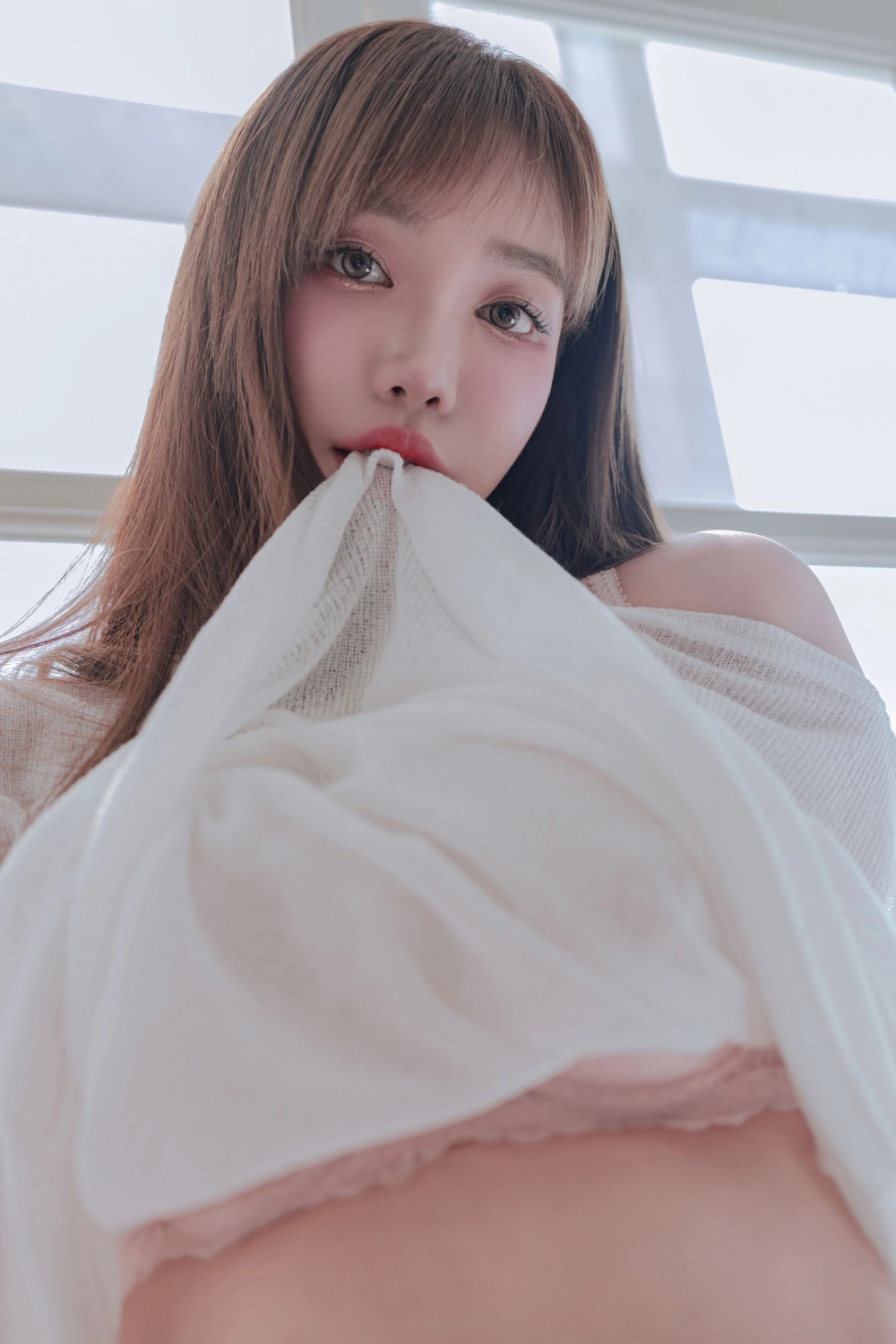 Gai xinh lo vu sexy nóng bỏng cuốn hút vú rơi bộp zoom núm hồng cương ngay