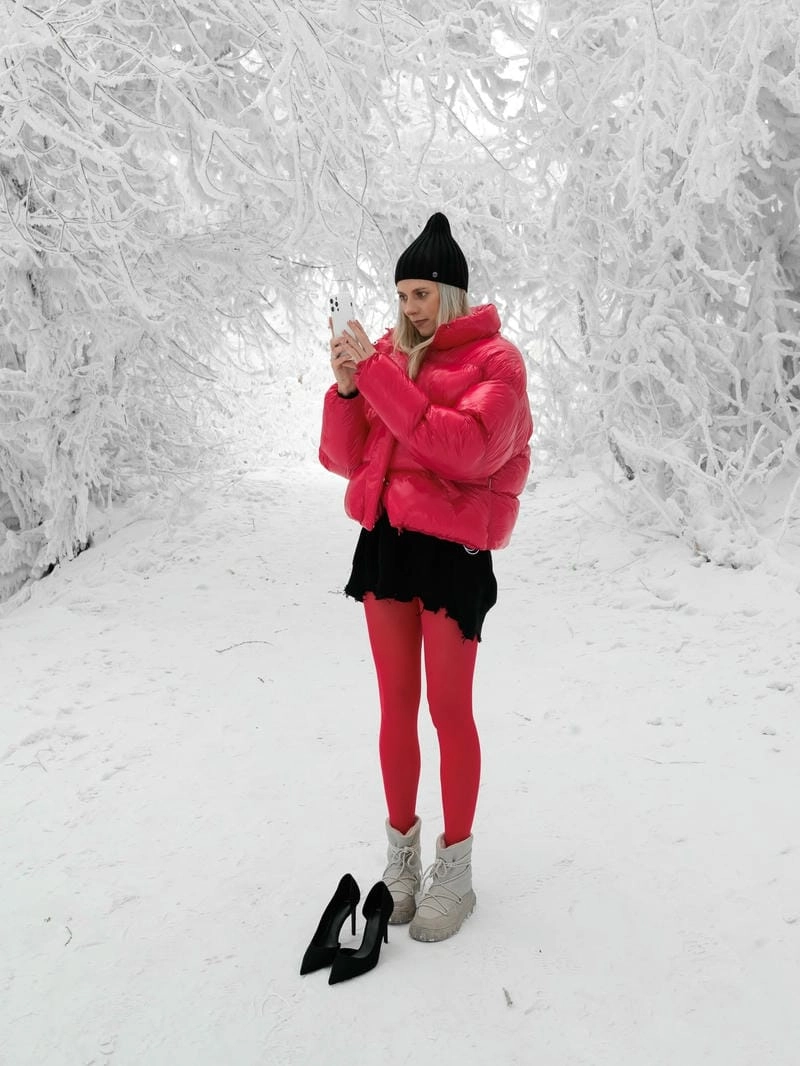 Con gái Nga đẹp mang khí chất thanh lịch tự nhiên