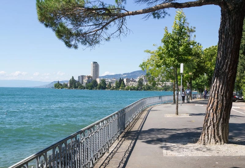 Cảnh đẹp hồ Geneva làm say lòng người