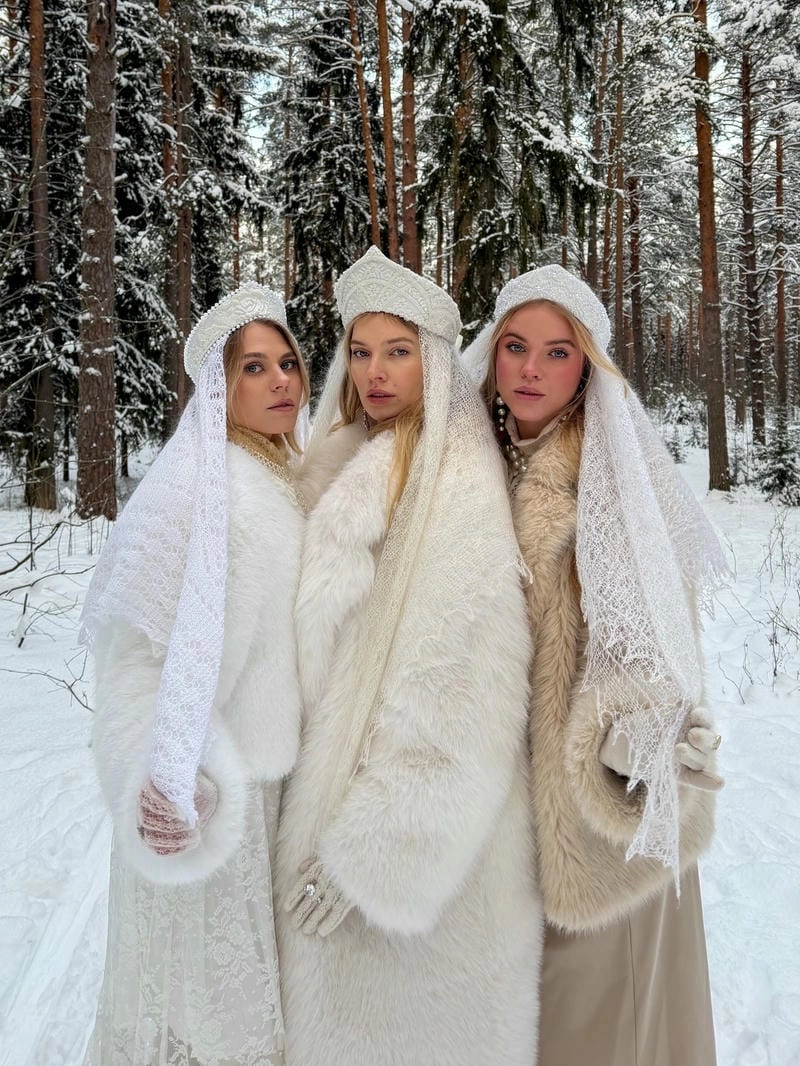 Những cô gái Nga xinh đẹp đầy cuốn hút tinh tế