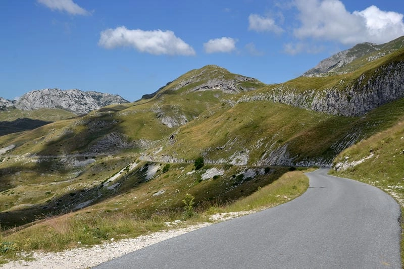 Núi Durmitor có gì khiến du khách say mê
